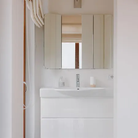 Elena Dom wakacyjny *