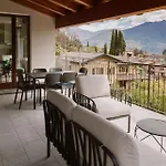 Elena * Menaggio
