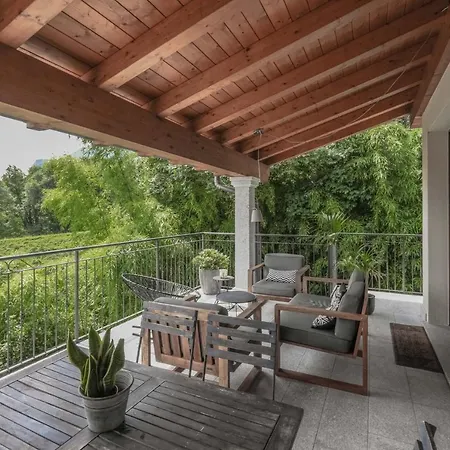 Elena Hébergement de vacances Menaggio