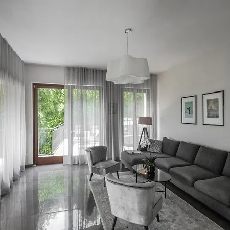 Hébergement de vacances Elena *